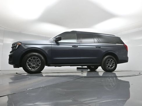 Certified 2025 Ford Expedition Max Active AWD/4WD image 8