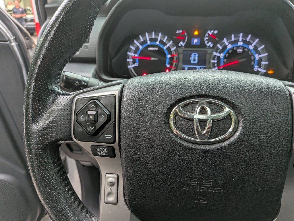 Used 2018 Toyota 4Runner Limited RWD image 13