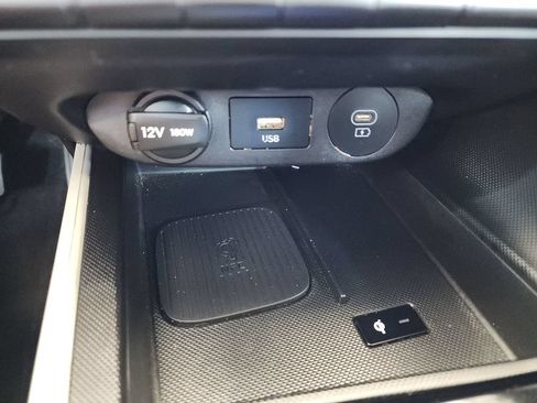 Used 2024 Hyundai Elantra Limited FWD image 29