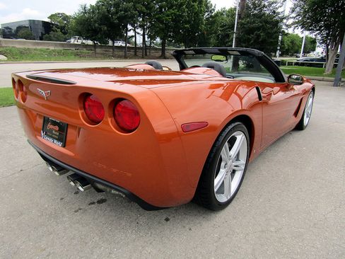 Used 2008 Chevrolet Corvette Convertible w/ Preferred Equipment Group RWD image 5