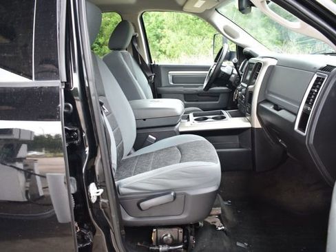 Used 2014 RAM 3500 Big Horn image 17