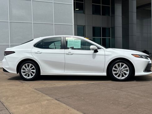 Used 2024 Toyota Camry LE w/ Convenience Package FWD image 3