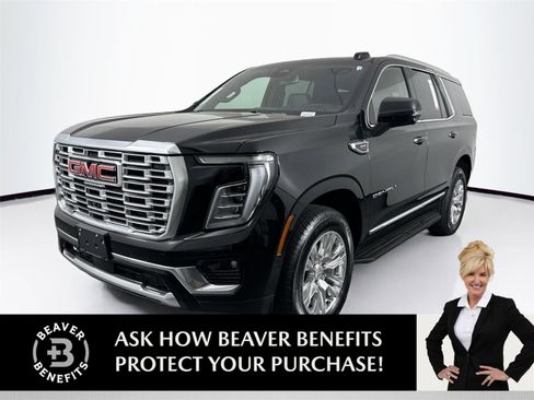 Used 2025 GMC Yukon Denali AWD/4WD image 1