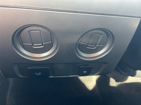 Used 2013 Ford F150 FX4 w/ Mid Equipment Group AWD/4WD image 18