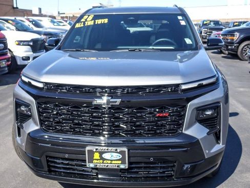 Used 2026 Chevrolet Traverse RS w/ LPO, Floor Liner Package AWD/4WD image 5