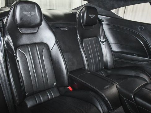 Used 2020 Bentley Continental GT AWD/4WD image 46