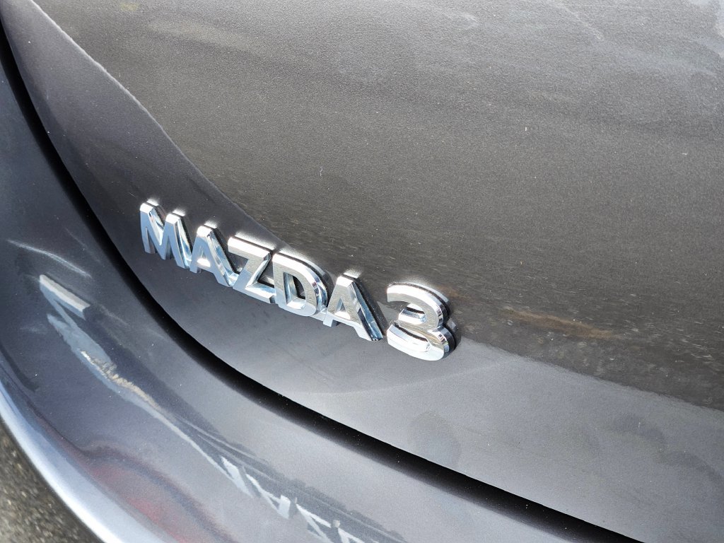 Used 2020 MAZDA MAZDA3 Sedan w/ Premium Package FWD image 11