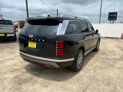 New 2026 Hyundai Palisade SEL FWD image 3