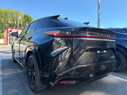 New 2026 Lexus RZ 450e AWD image 4