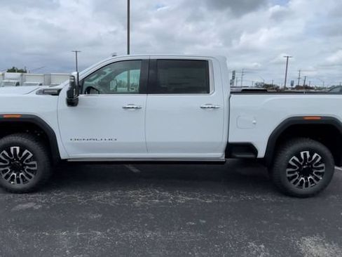New 2026 GMC Sierra 2500 Denali Ultimate w/ Max Trailering Package AWD/4WD image 7