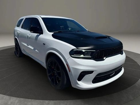 Used 2022 Dodge Durango SRT w/ Premium Interior Group AWD/4WD image 4