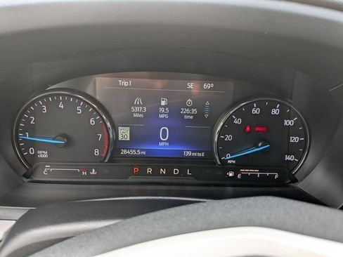 Used 2023 Ford Explorer XLT w/ Equipment Group 202A AWD/4WD image 30