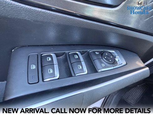 Used 2022 Kia Sorento LX FWD image 9