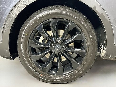 Used 2020 Kia Sorento S image 31