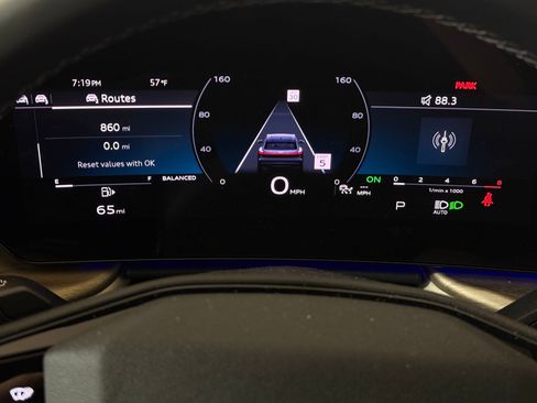 Used 2025 Audi Q5 Premium Plus image 18