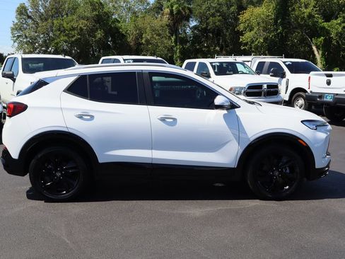 Certified 2024 Buick Encore GX Sport Touring FWD image 10
