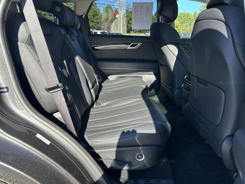 Used 2025 Genesis GV80 2.5T Standard image 25