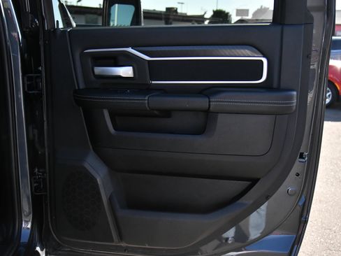 Used 2025 RAM 2500 Big Horn AWD/4WD image 46