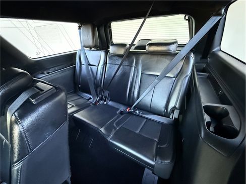 Used 2020 Ford Expedition Max XLT w/ Equipment Group 202A image 13