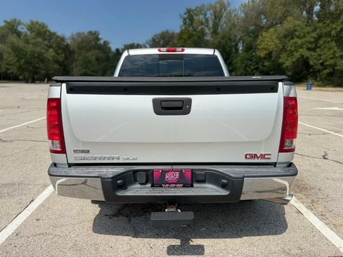 Used 2011 GMC Sierra 1500 SLE w/ Power Tech Package AWD/4WD image 5