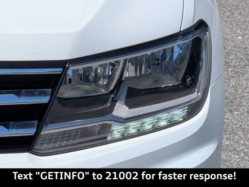 Used 2020 Volkswagen Tiguan SEL FWD image 6