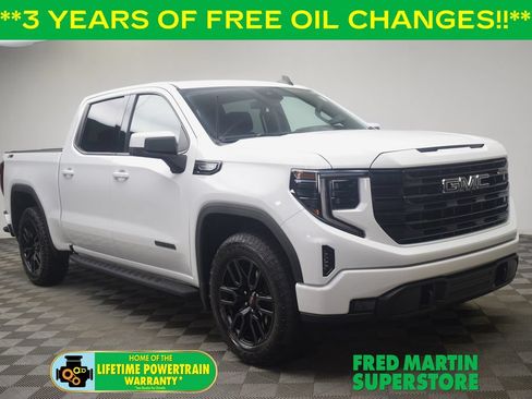 Used 2023 GMC Sierra 1500 Elevation w/ X31 Off-Road Package AWD/4WD image 1
