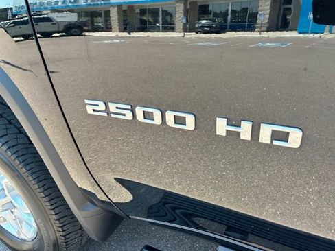 Certified 2025 Chevrolet Silverado 2500 LT w/ All Star Edition AWD/4WD image 9