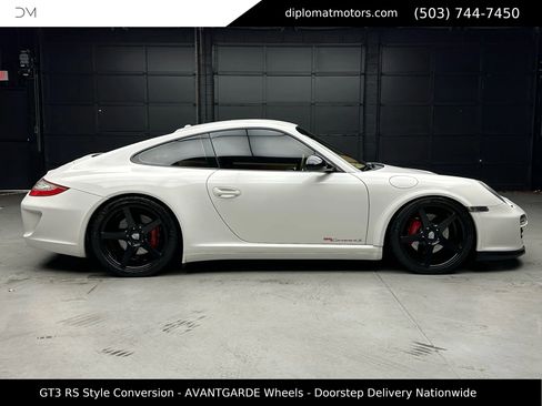 Used 2011 Porsche 911 Carrera 4S image 8