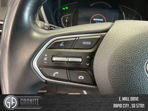 Used 2019 Hyundai Santa Fe Limited image 26