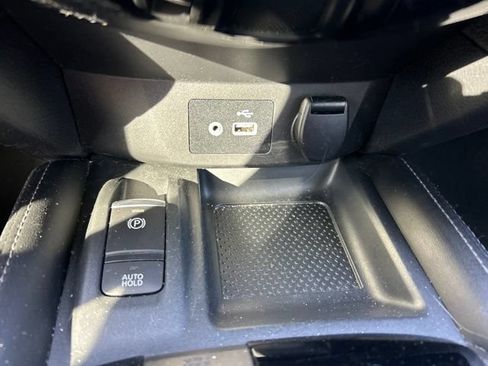 Used 2020 Nissan Rogue SL FWD image 17