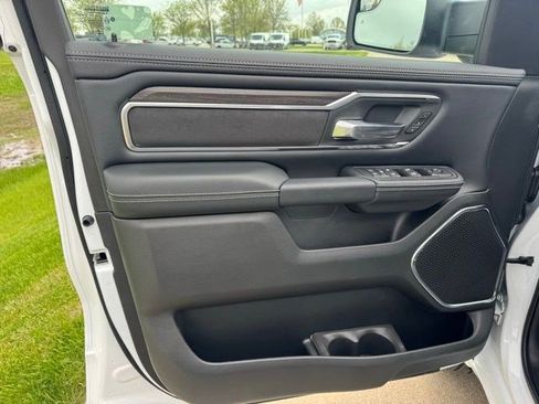 New 2026 RAM 1500 Laramie AWD/4WD image 8