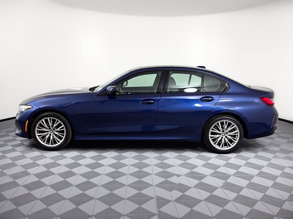 Certified 2023 BMW 330i Sedan w/ Driving Assistance Package RWD image 2