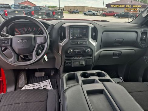 Used 2020 Chevrolet Silverado 1500 Custom Trail Boss w/ Custom Convenience Package AWD/4WD image 12
