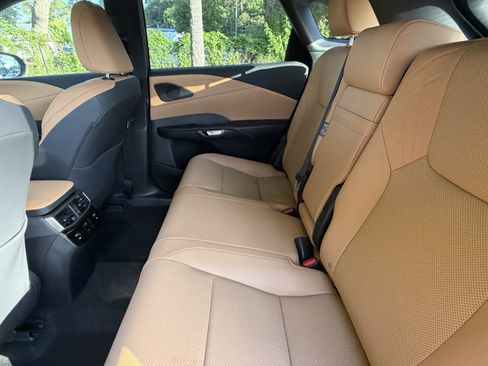 Used 2025 Lexus RX 350 Premium FWD image 31