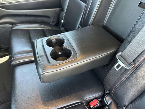 Certified 2022 Dodge Durango SXT AWD/4WD image 8