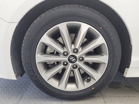 Used 2016 Hyundai Sonata Limited w/ Option Group 04 FWD image 31