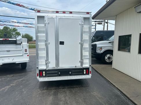 Used 2012 Ford E-350 and Econoline 350 Super Duty RWD image 7