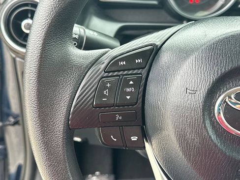 Used 2017 Toyota Yaris iA FWD image 19