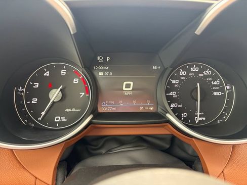 Used 2020 Alfa Romeo Giulia AWD w/ Cold Weather Package image 26