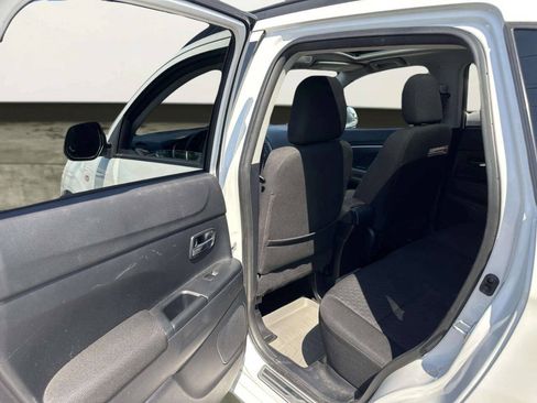Used 2011 Mitsubishi Outlander Sport SE AWD/4WD image 16
