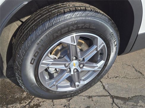 Used 2023 Chevrolet Blazer LT w/ Convenience Package image 9