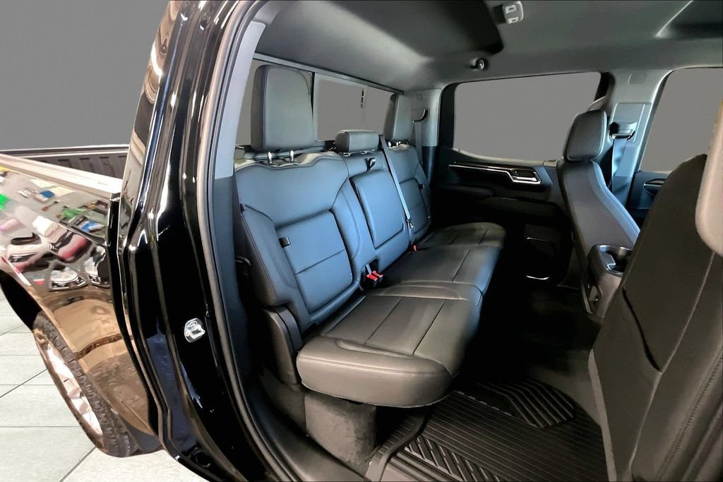 New 2026 Chevrolet Silverado 1500 RST w/ Convenience Package II AWD/4WD image 10