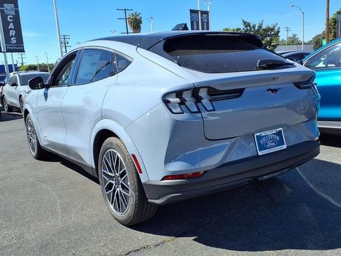 New 2026 Ford Mustang Mach-E Premium image 4