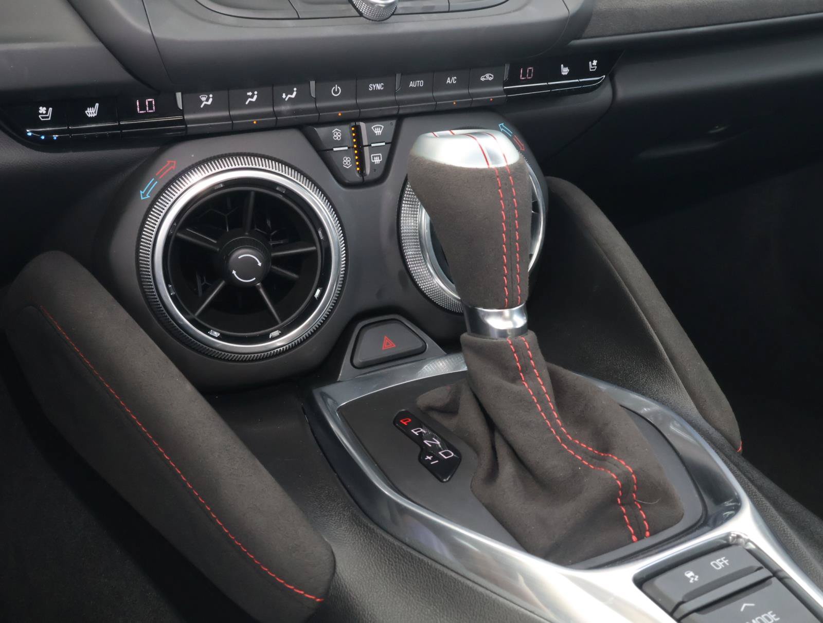 Used 2019 Chevrolet Camaro ZL1 RWD image 26
