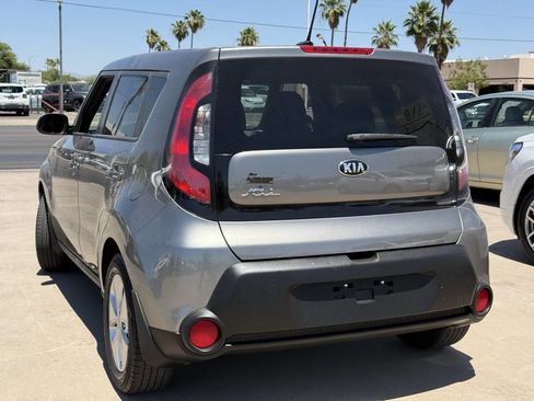 Used 2016 Kia Soul FWD image 6