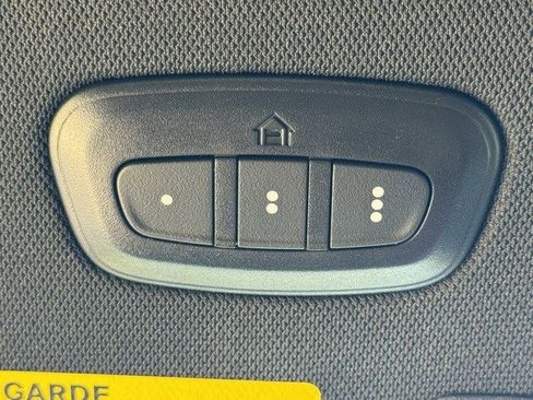 New 2025 Jeep Grand Cherokee Limited image 25