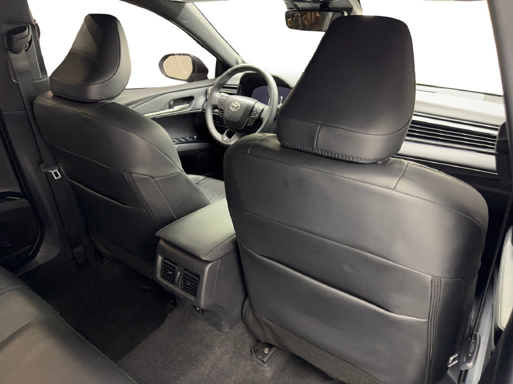 Used 2025 Toyota Camry XSE w/ Premium Package FWD image 43