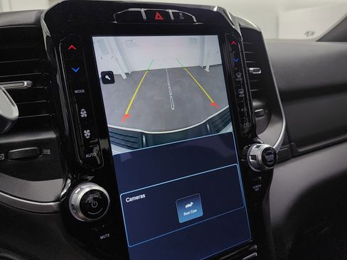 Used 2022 RAM 2500 Big Horn w/ Night Edition image 16