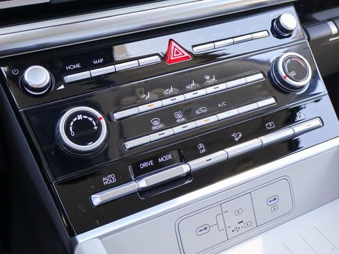 New 2026 Hyundai Santa Fe SE FWD image 16
