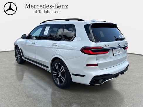 Used 2024 BMW X7 xDrive40i w/ Executive Package AWD/4WD image 7